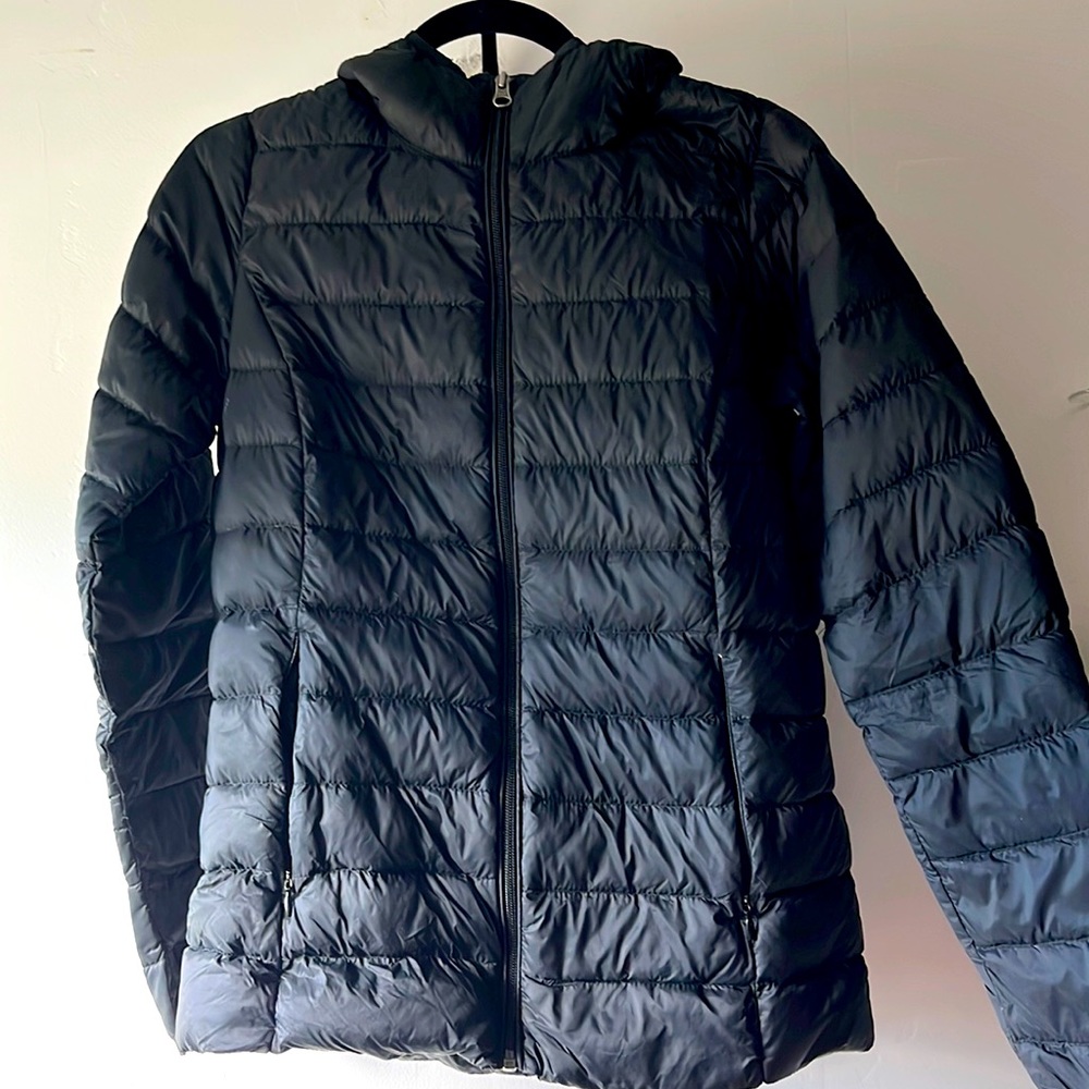 YKK Black Puffy Women’s Jacket (XS)
